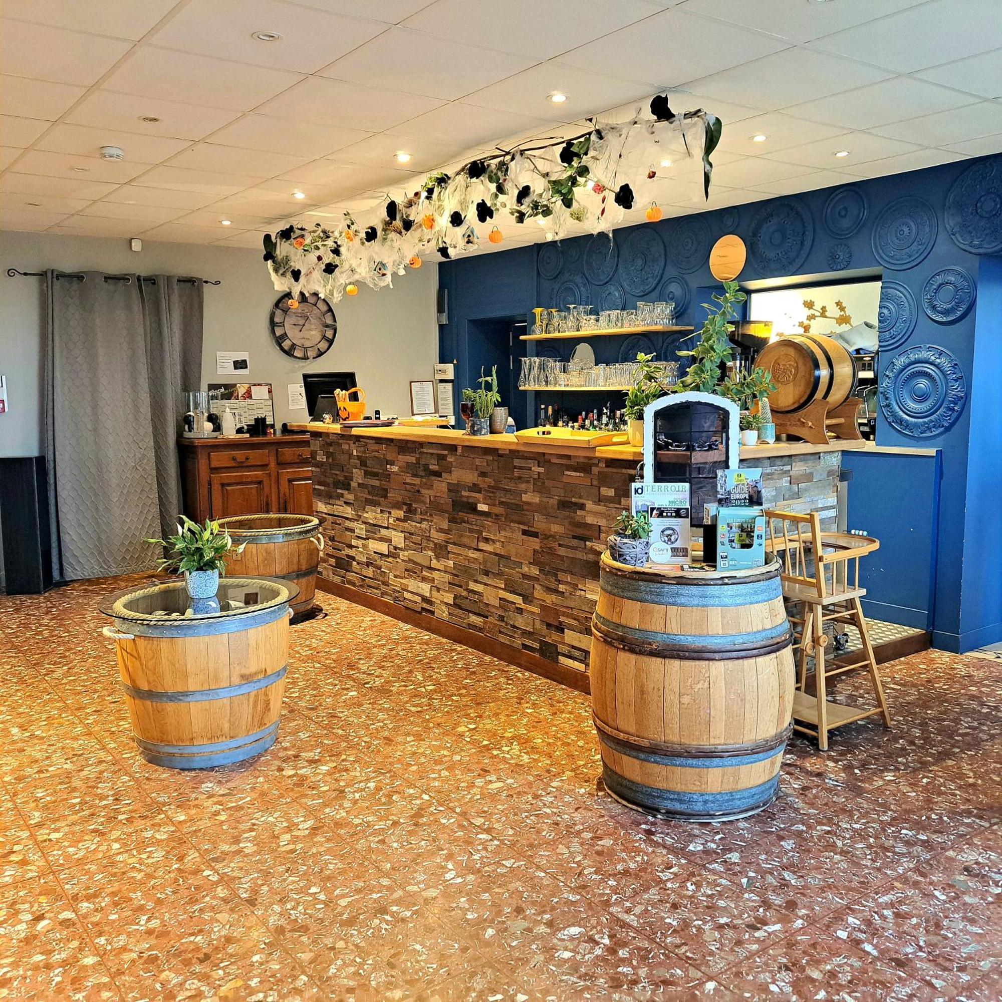 Logis L'Auberge Du Gros Silly-sur-Nied Kültér fotó